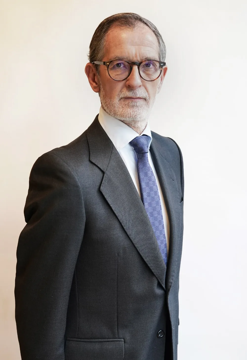 Dr. César Pérez-Caballero Macarrón